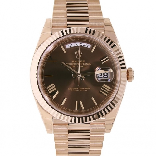 Day-Date 40mm Rose Gold Choco Roman Dial 